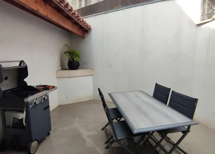 Maison De 600 M Du Marche בית נופש *